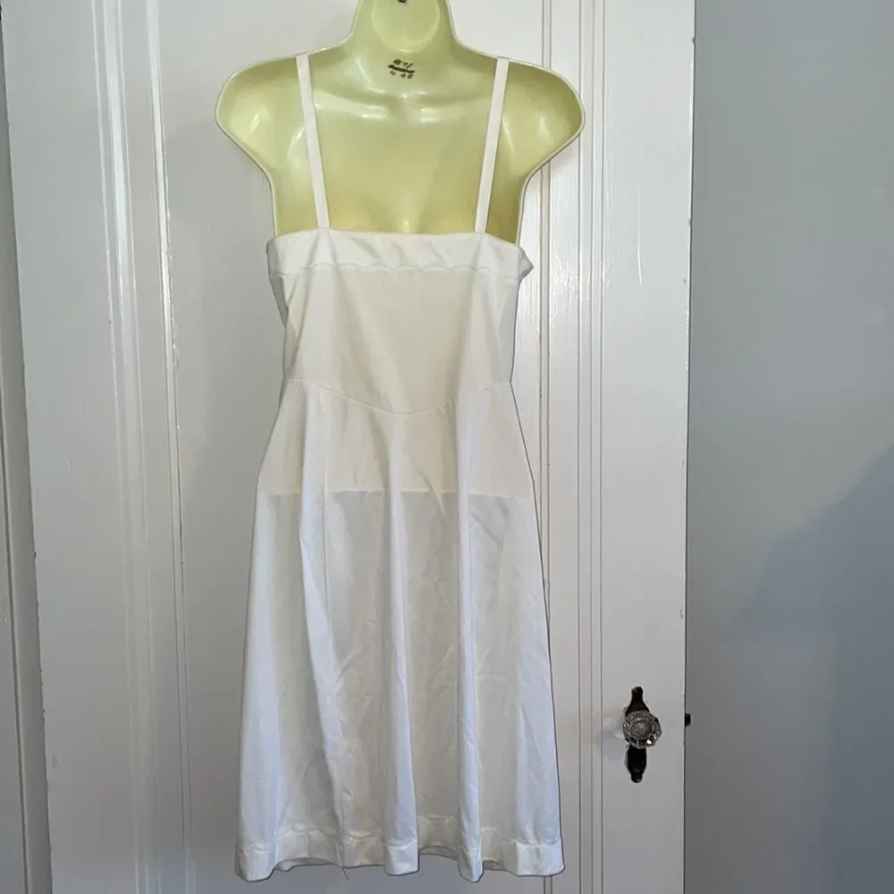 Vtg Sears cream colored nylon full slip - Picture 4 of 7